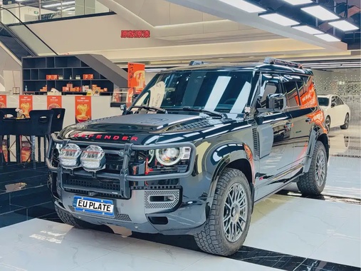 Land Rover Defender 2023