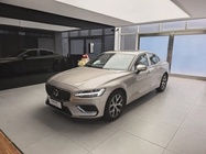 Volvo S60 2025