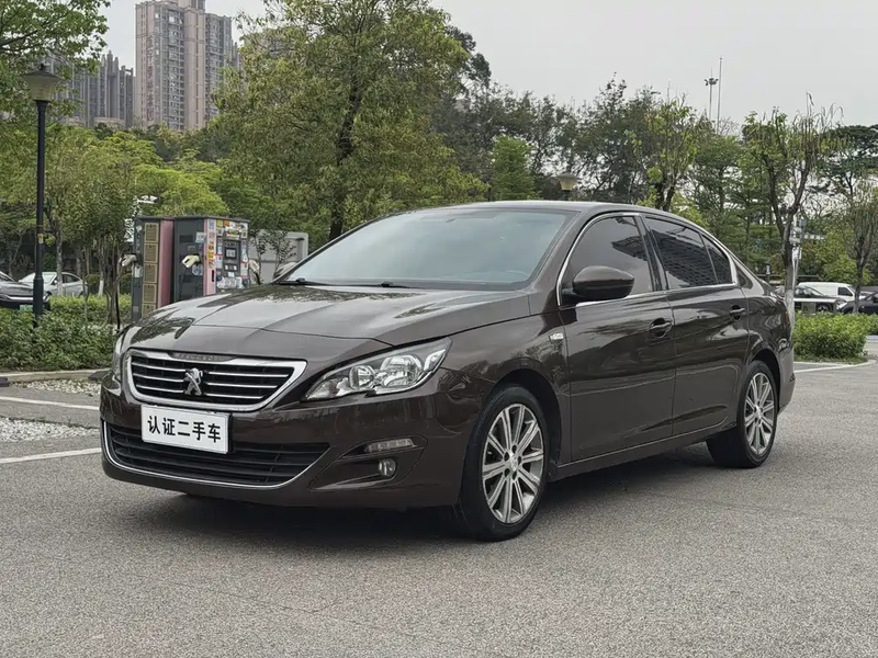 Peugeot 408