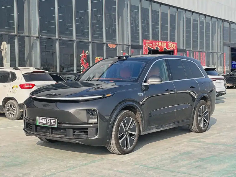 Li Auto L8