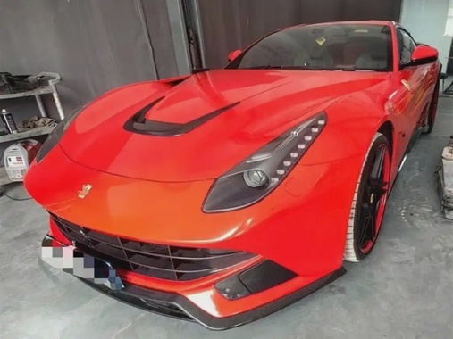 Ferrari F12 2017