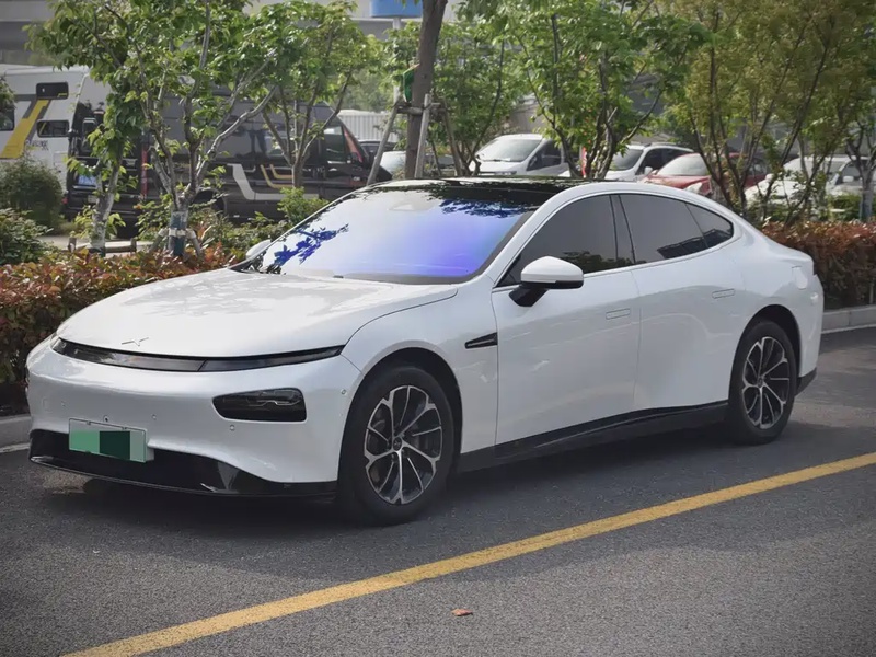 XPeng P7
