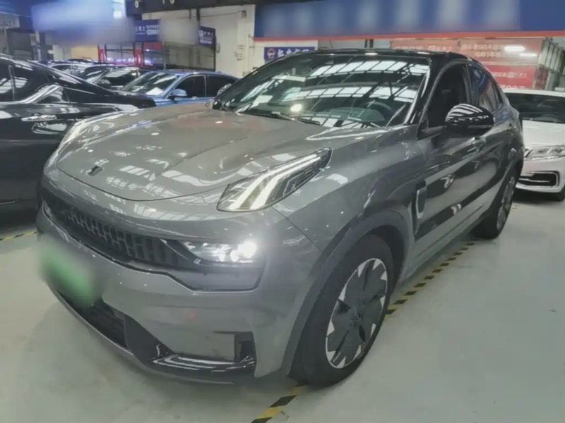 Lynk & Co 05