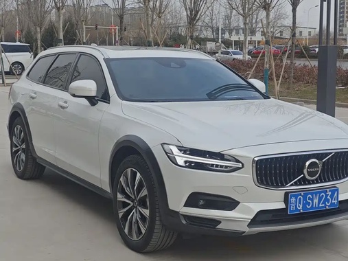 Volvo V90 2021
