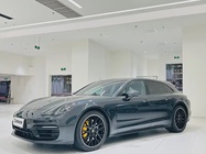 Porsche Panamera 2021