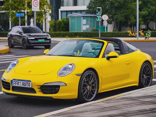 Porsche 911 2015