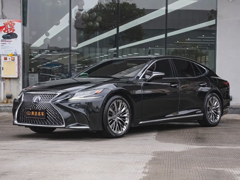 Lexus LS