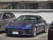 Porsche Panamera 2024