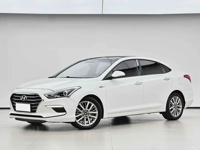 Hyundai Mistra