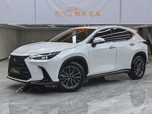 Lexus NX 2024