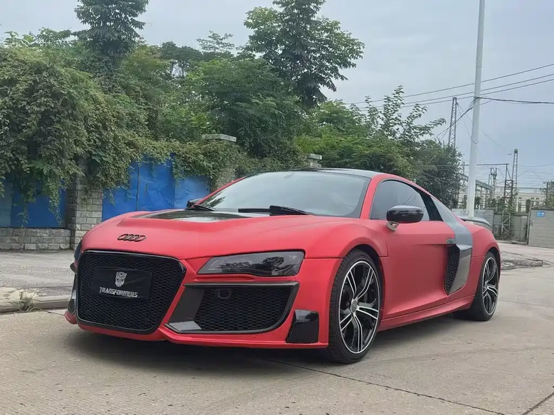Audi R8