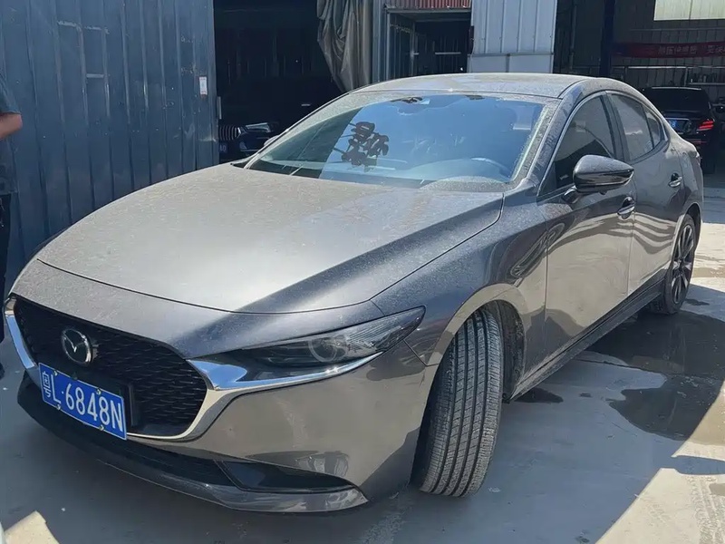 Mazda 3