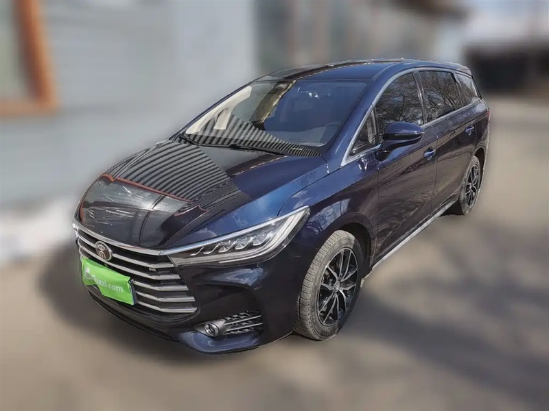 BYD MAX