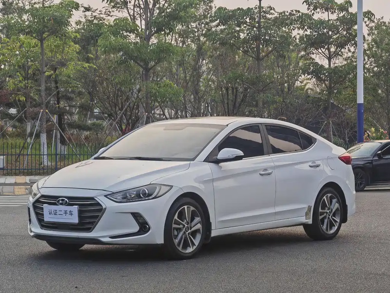 Hyundai Elantra