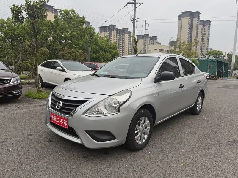 Nissan Sunny