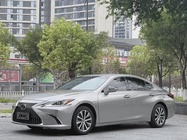 Lexus ES 2021