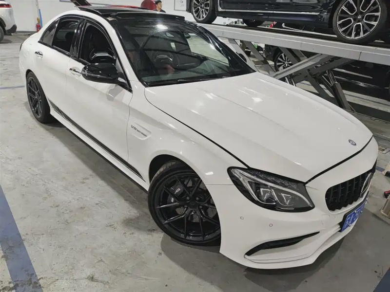 Mercedes-Benz C-Class