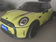 MINI Other 2022