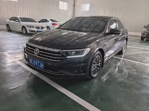 Volkswagen Sagitar 2019
