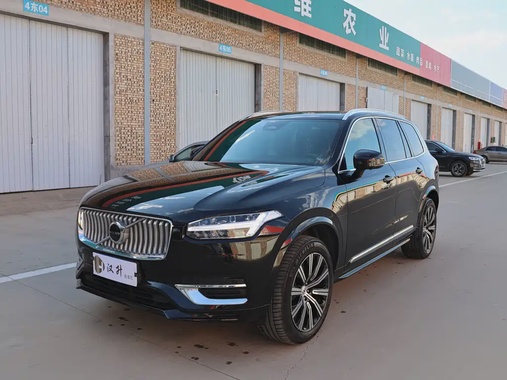 Volvo XC90 2025