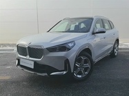 BMW iX1 2025