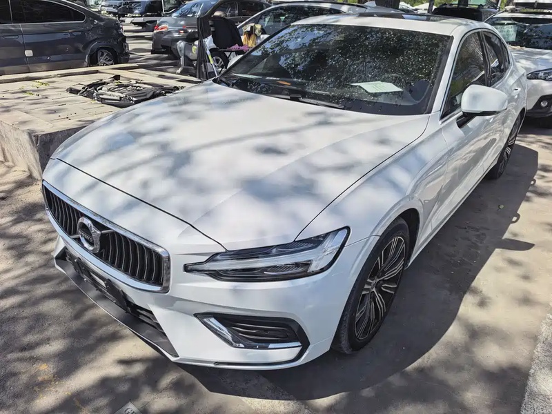 Volvo S60