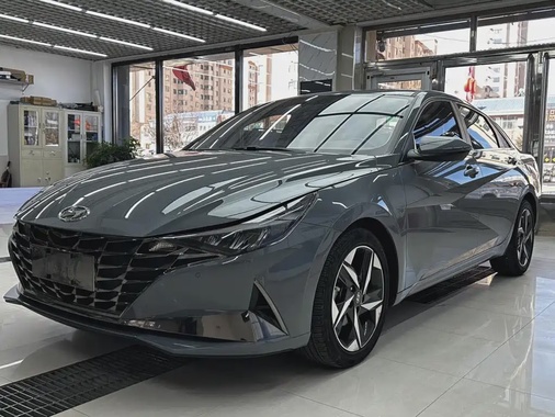 Hyundai Elantra 2022