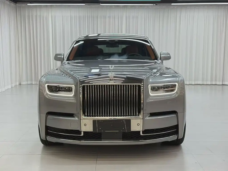 Rolls-Royce Phantom