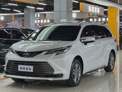 Toyota Sienna 2025
