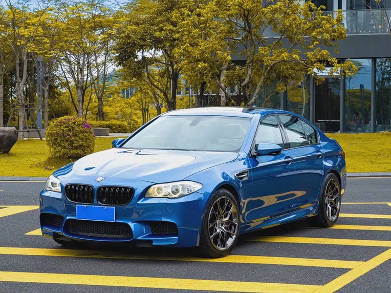 BMW M5