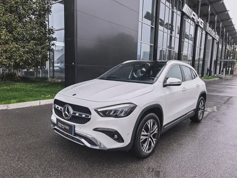 Mercedes-Benz GLA-Class