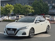 Nissan Teana 2022