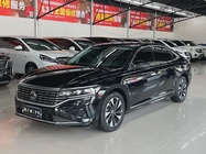 Volkswagen Passat 2023