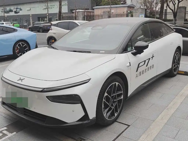 XPeng P7