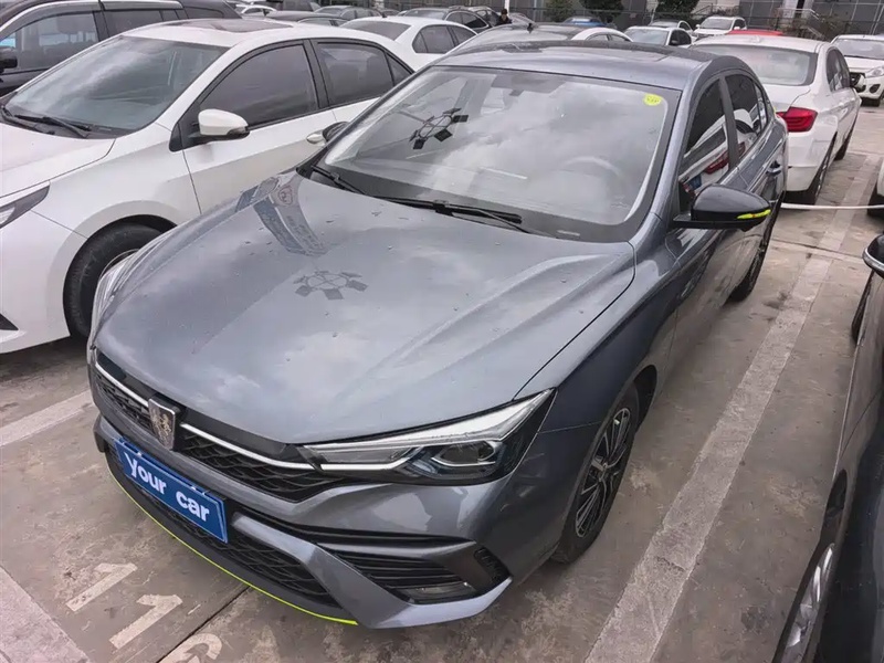 Roewe i5