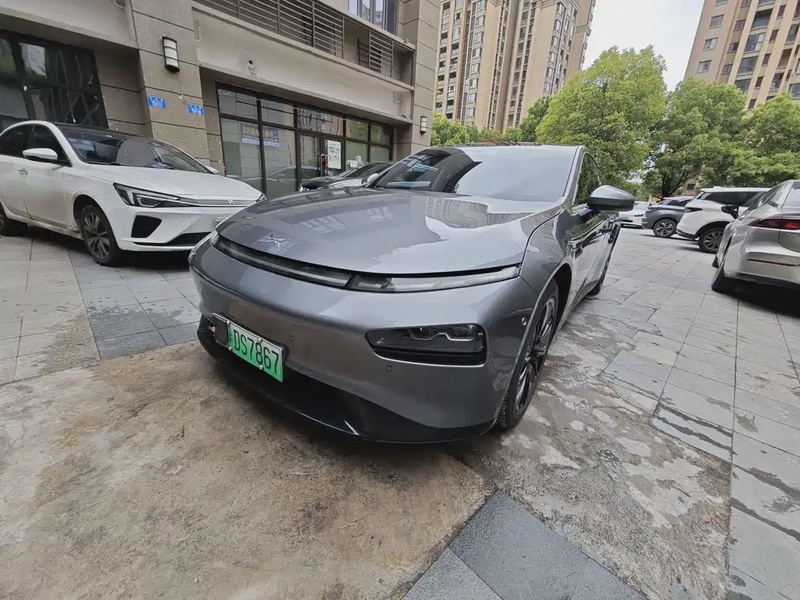 XPeng P7