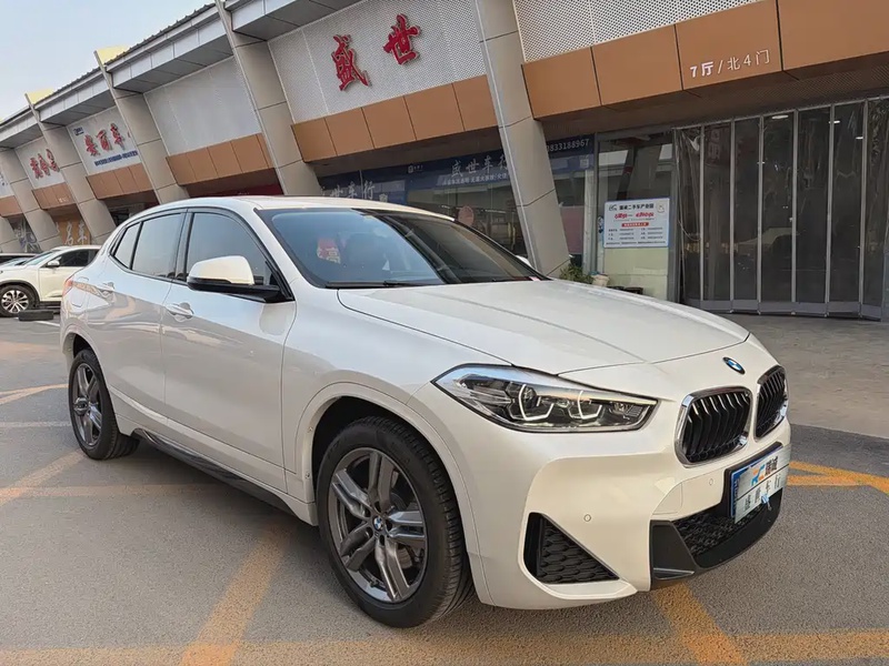 BMW X2