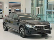 Volkswagen Passat 2022