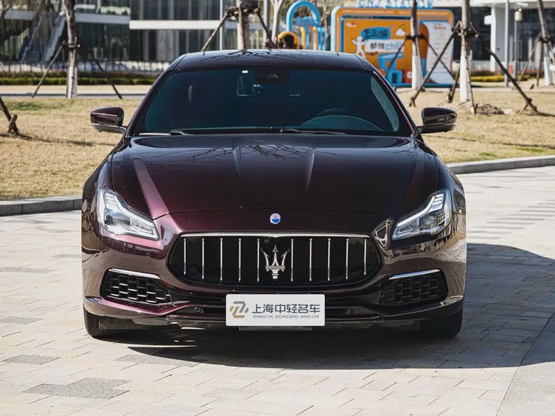 Maserati Quattroporte