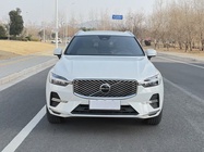 Volvo XC60 2025
