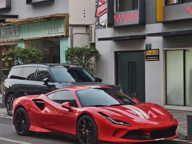 Ferrari F8