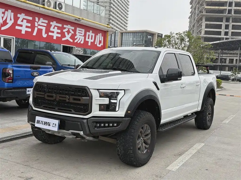 Ford F-150 Raptor