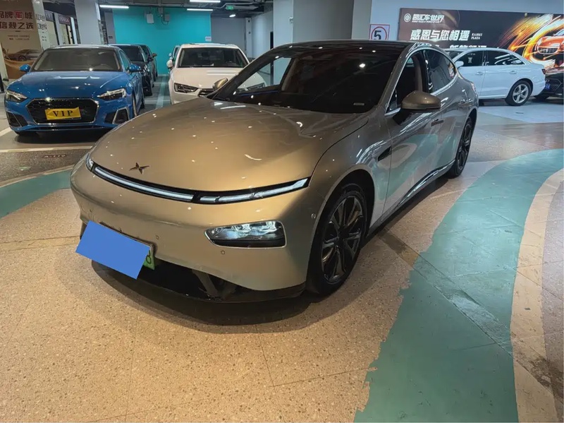 XPeng P7