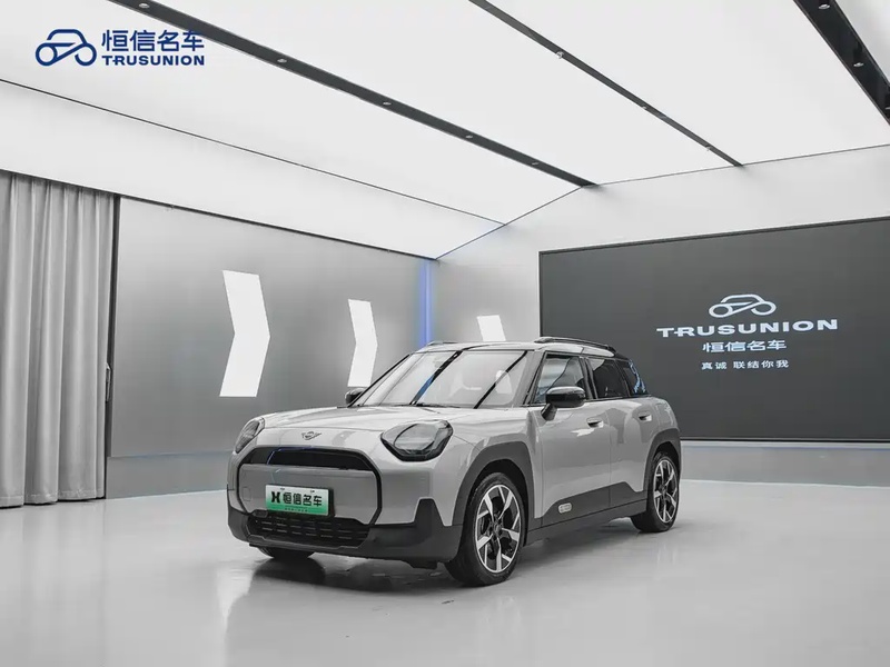 MINI Aceman