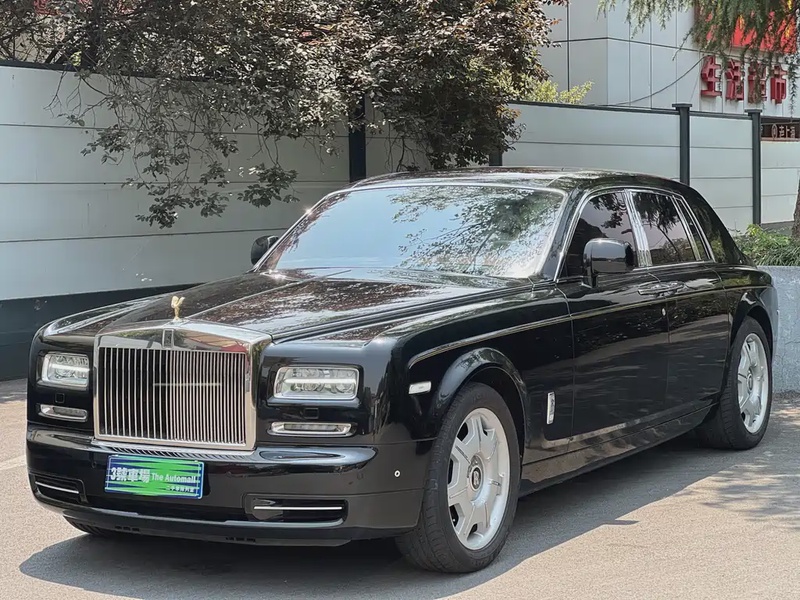 Rolls-Royce Phantom