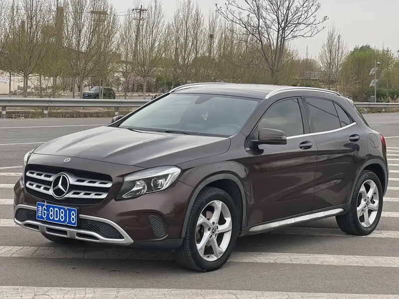 Mercedes-Benz GLA-Class