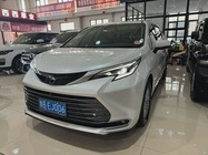 Toyota Sienna 2023