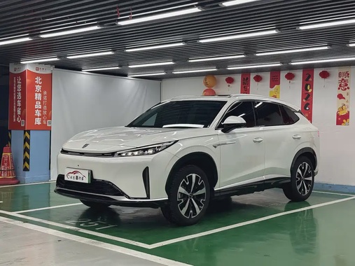 Roewe D5X DMH 2024