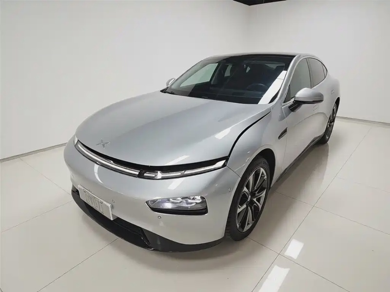 XPeng P7