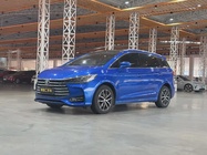BYD MAX 2018